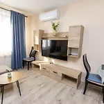 Topalov شقة ساندانسكي