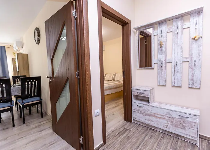 Апартамент Topalov