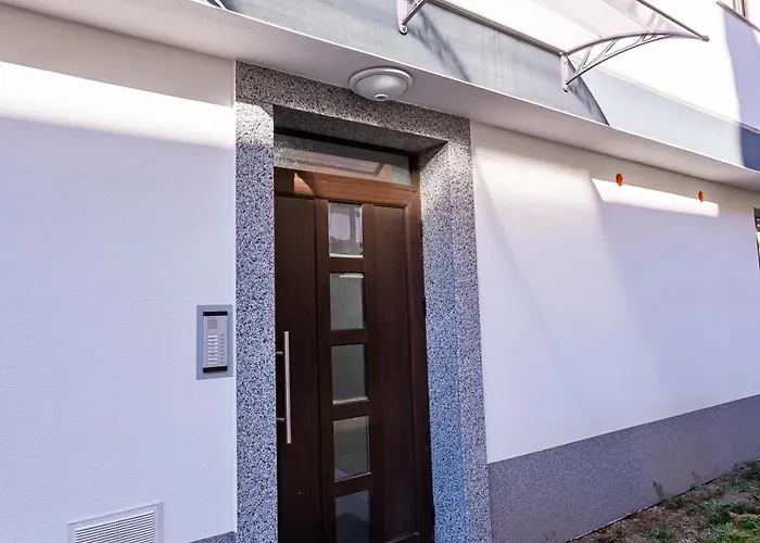 Апартамент Topalov