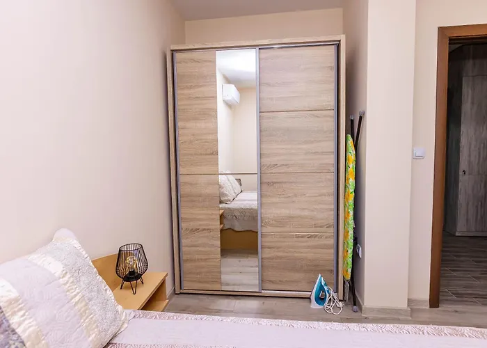 Апартамент Topalov